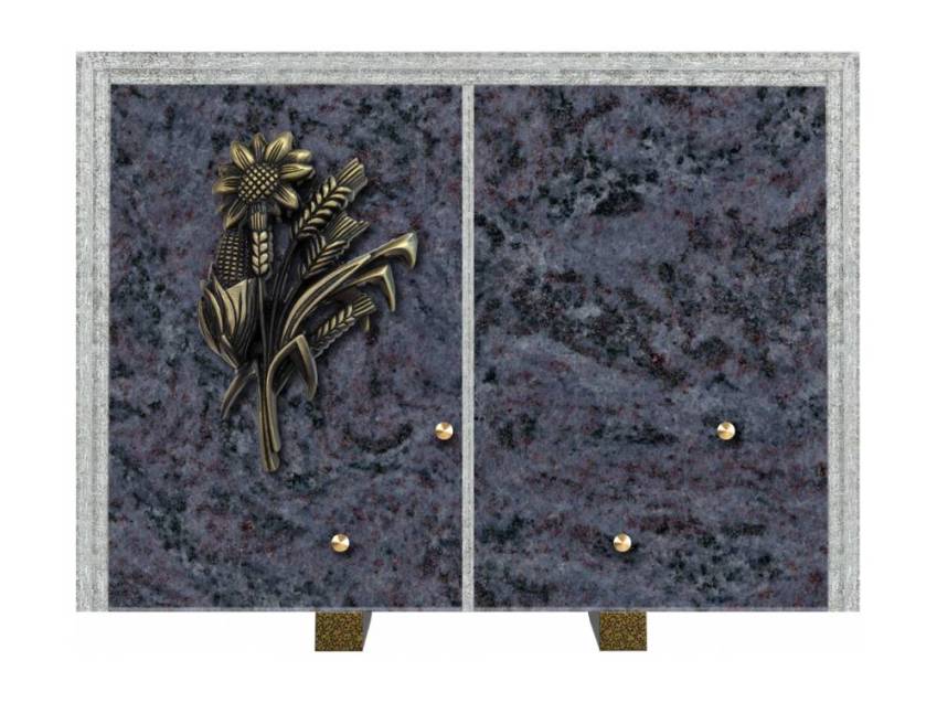 Nexiuma grave plaque