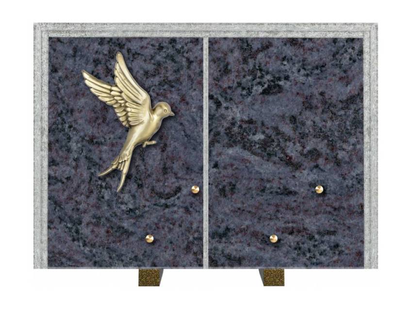 Nexiuma grave plaque