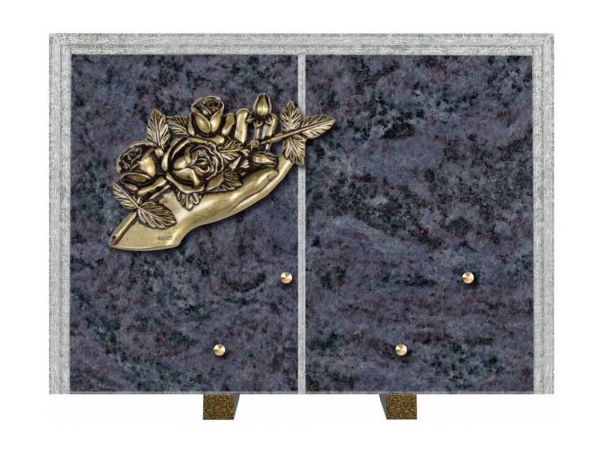 Nexiuma grave plaque