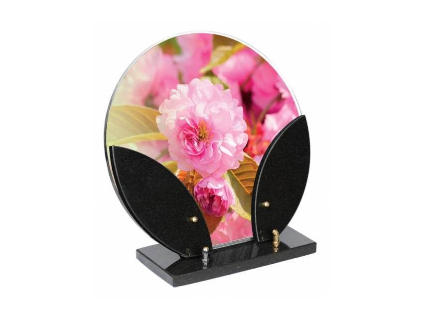 Hestium funeral plaque