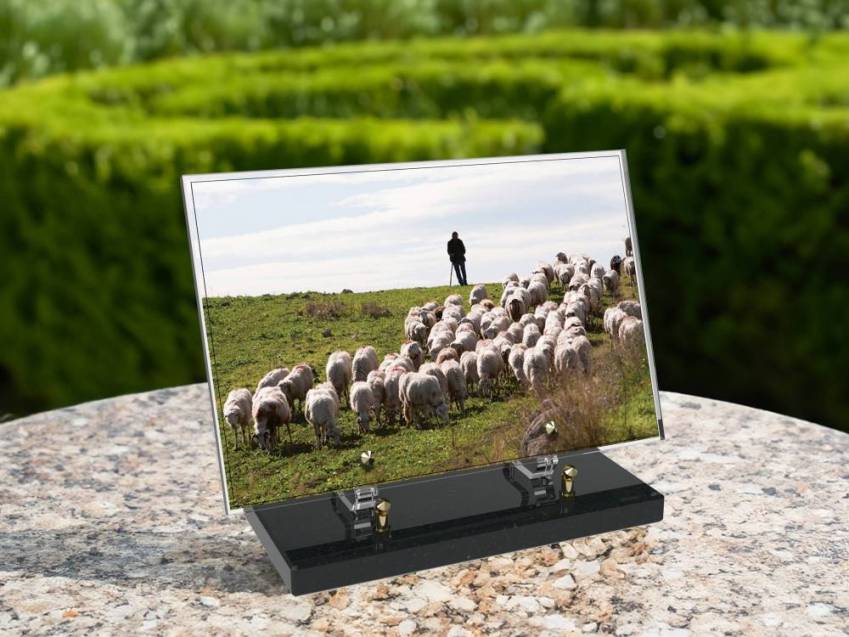 Geriher funeral plaque