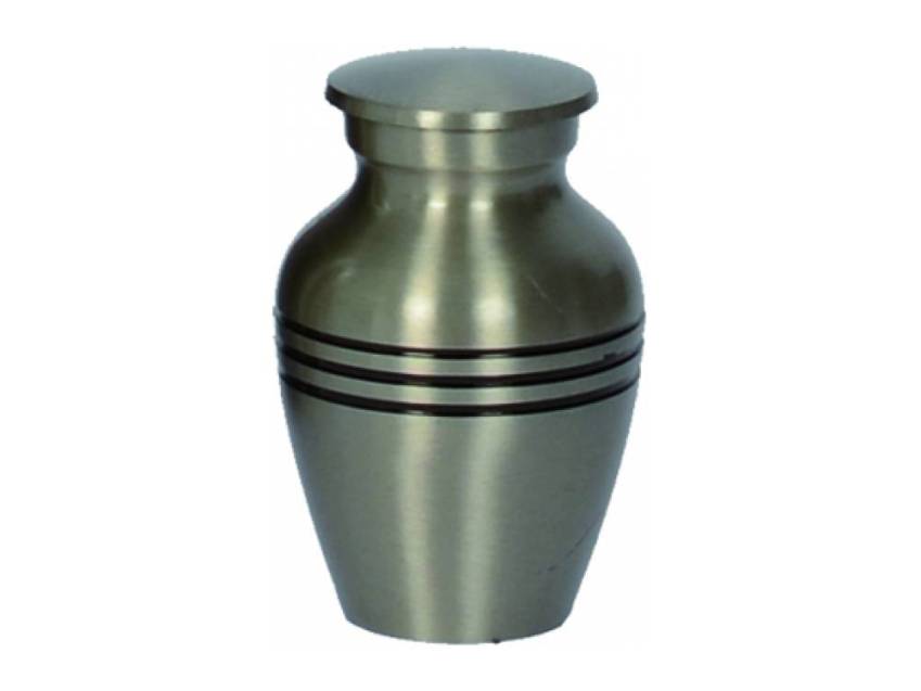 Immutable brass urn, 6 cl.