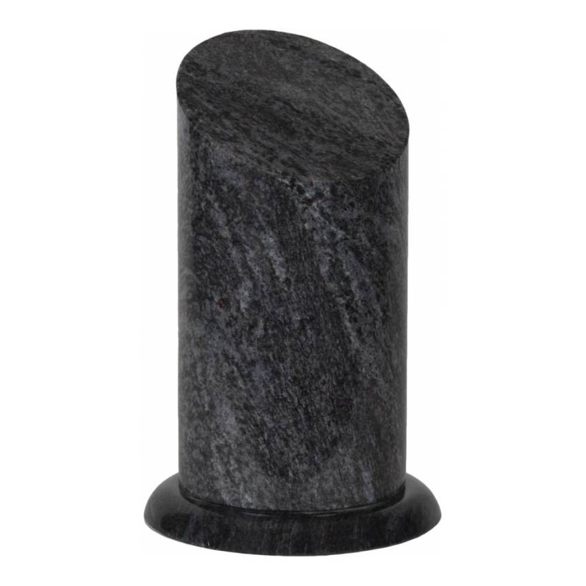 Granite urn, capacity 3 liters.