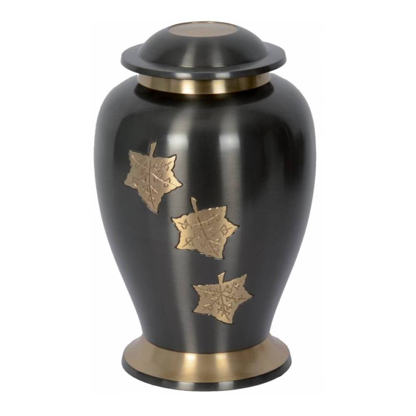 Artistic brass urn 3.5 liters.