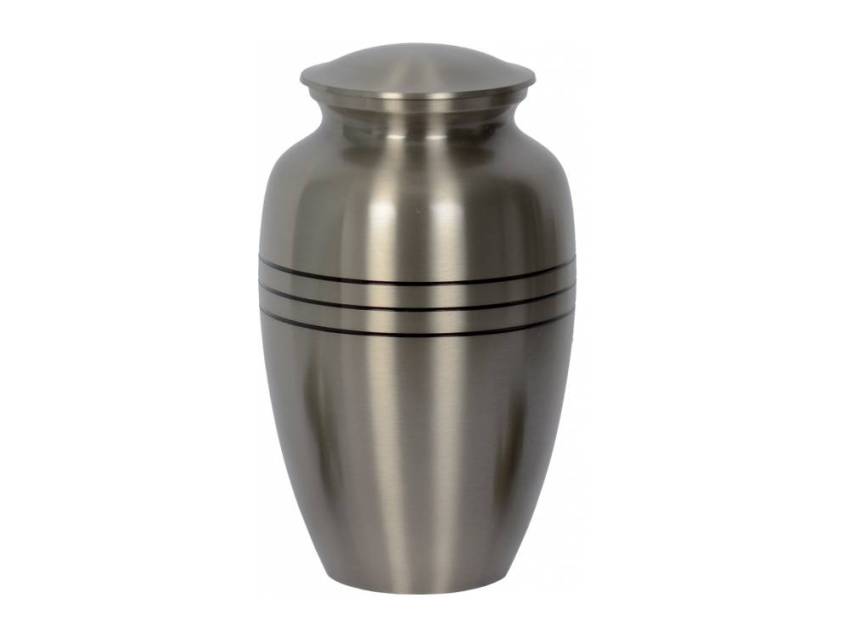 Brass urn for memory, 3.5 liters.